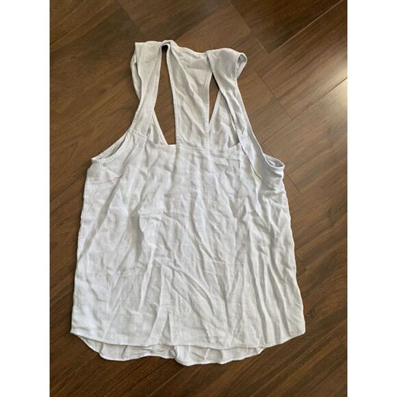 Bella Luxx XS open back tank blouse - Picture 3 of 3